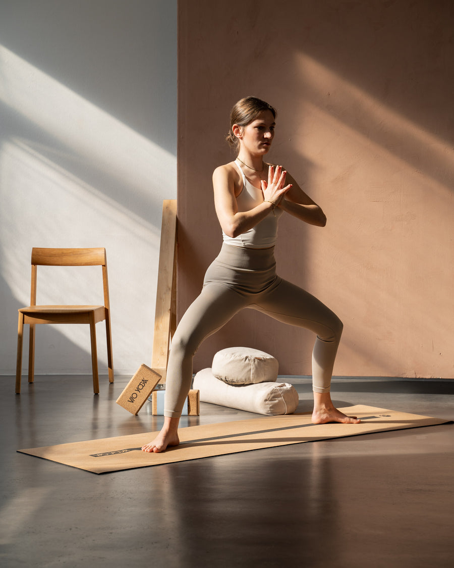 Yoga Kork Set Pro - Yogamatte Kork 2 Meter lang besonders lange haltbar - Shooting und Creative Direction Paula Greulich